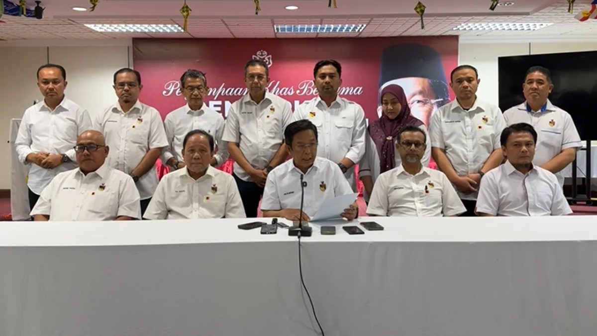 14 ADUN UMNO BN Negeri Sembilan Tarik Sokongan Terhadap Menteri&nbsp;Besar